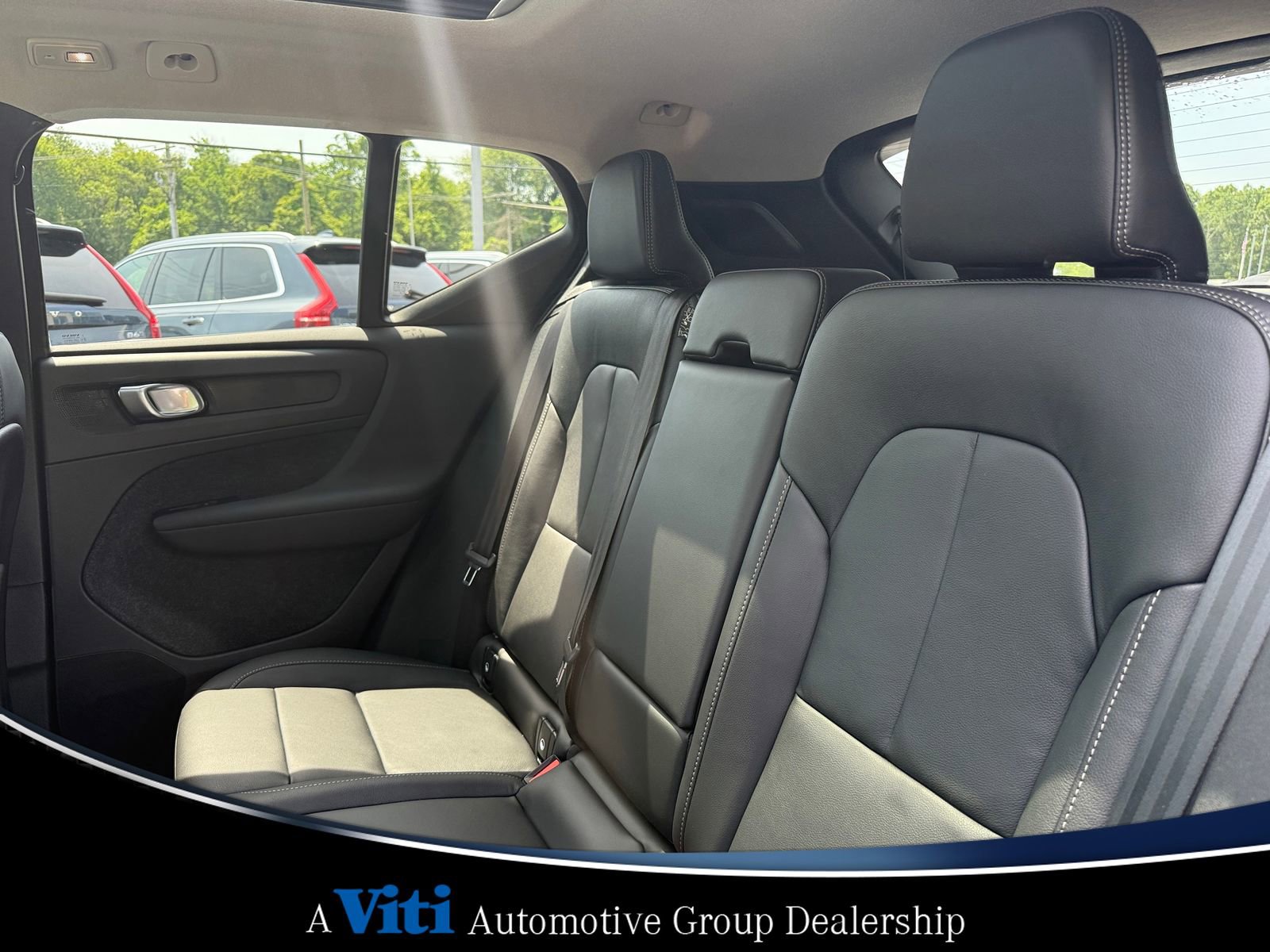 Used 2026 Volvo XC40 B5 Plus w/ Protection Package Premier image 15