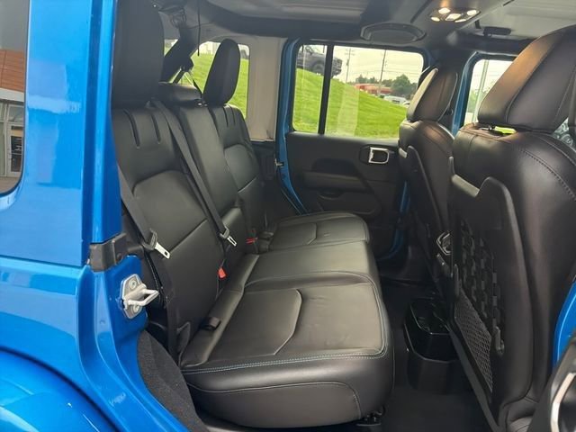 Used 2022 Jeep Wrangler Unlimited Rubicon 4xe w/ Cold Weather Group AWD/4WD image 31
