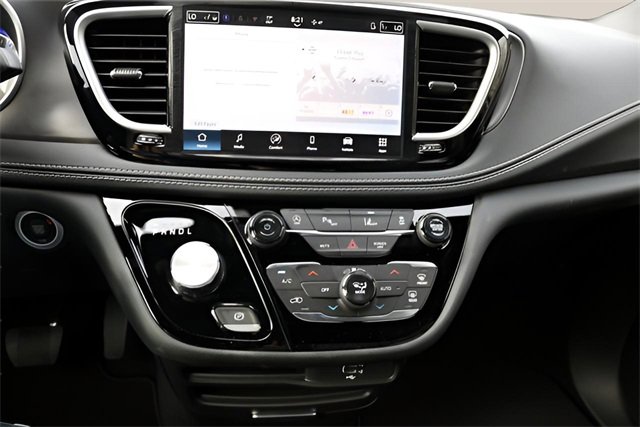 New 2026 Chrysler Pacifica Select image 22