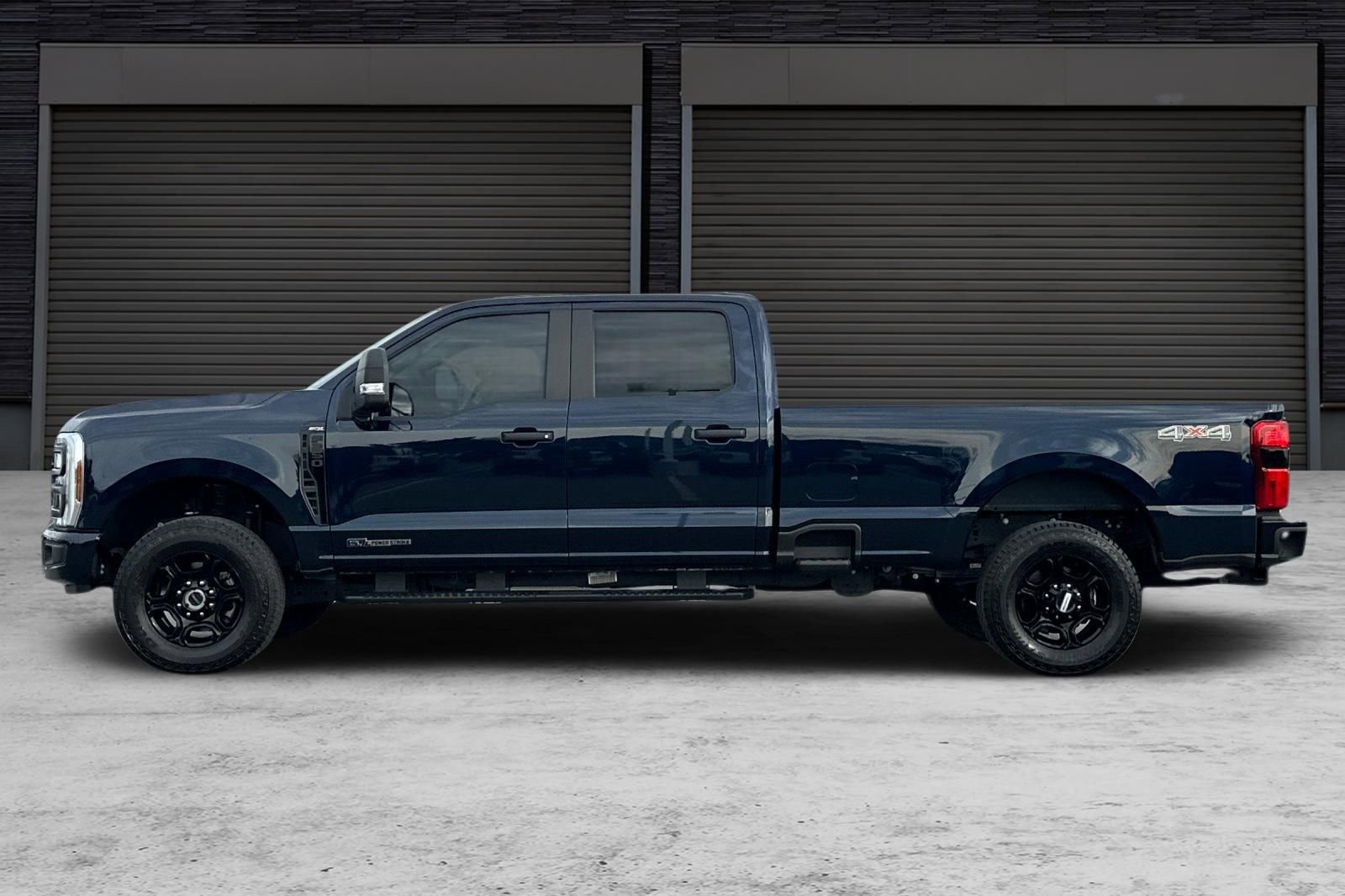 Used 2024 Ford F250 XL w/ STX Appearance Package image 7