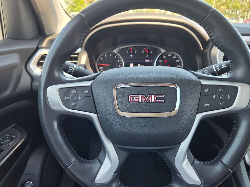 Used 2022 GMC Acadia SLT w/ Elevation Edition FWD image 18