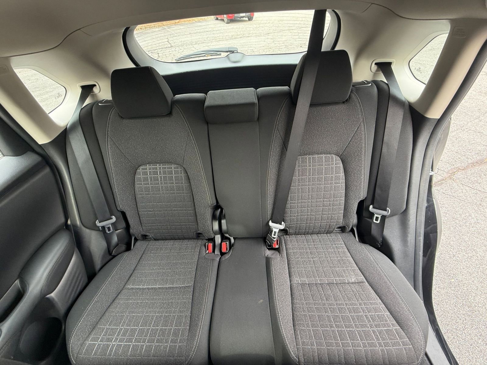 Used 2025 Honda HR-V LX image 37