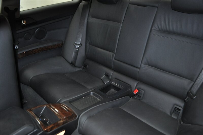 Used 2009 BMW 335i xDrive Coupe AWD/4WD image 18