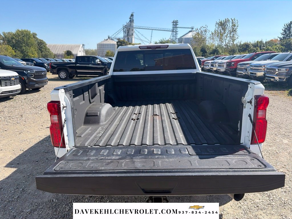 Used 2022 Chevrolet Silverado 3500 High Country AWD/4WD image 31