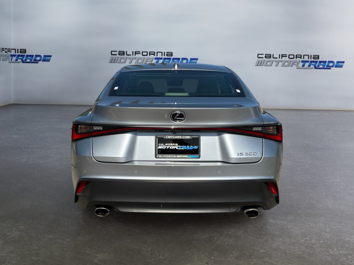 Used 2022 Lexus IS 300 w/ Premium Package RWD image 6