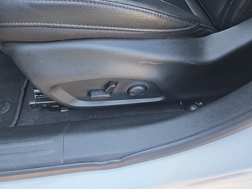 Used 2024 Jeep Compass Limited w/ High Altitude Package AWD/4WD image 39