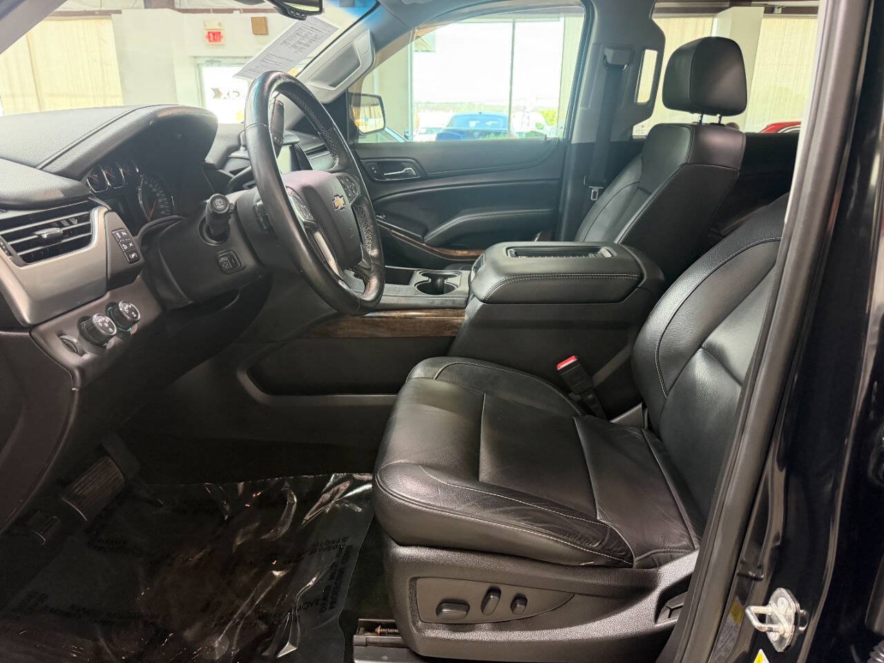 Used 2017 Chevrolet Suburban LT AWD/4WD image 11