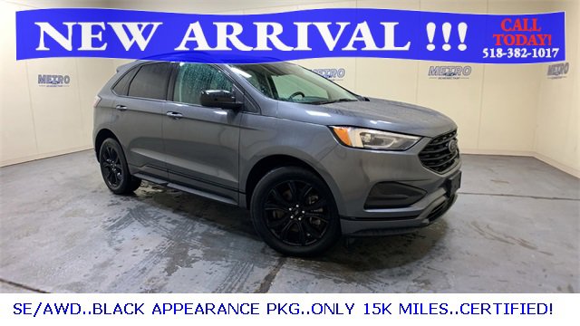 Used 2022 Ford Edge SE w/ Black Appearance Package