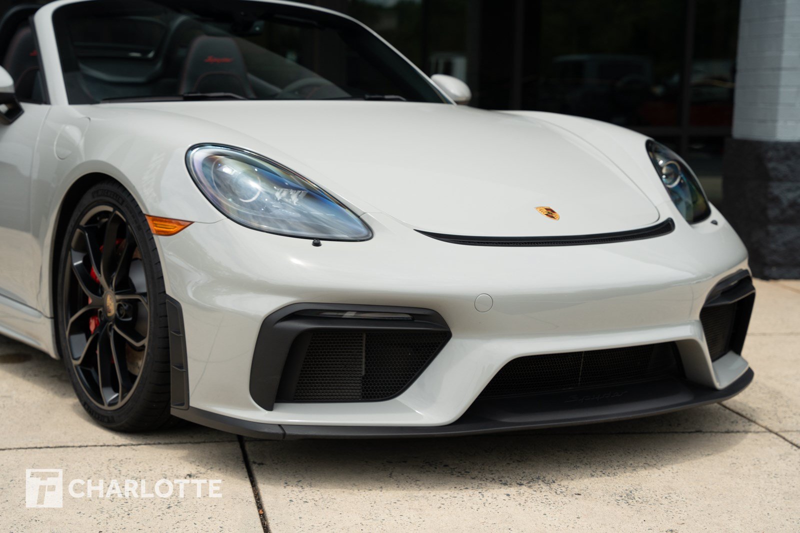 Used 2021 Porsche 718 Boxster Spyder RWD image 2