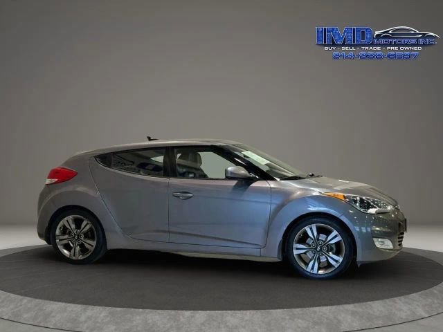 Used 2016 Hyundai Veloster w/ Option Group 02 FWD image 5