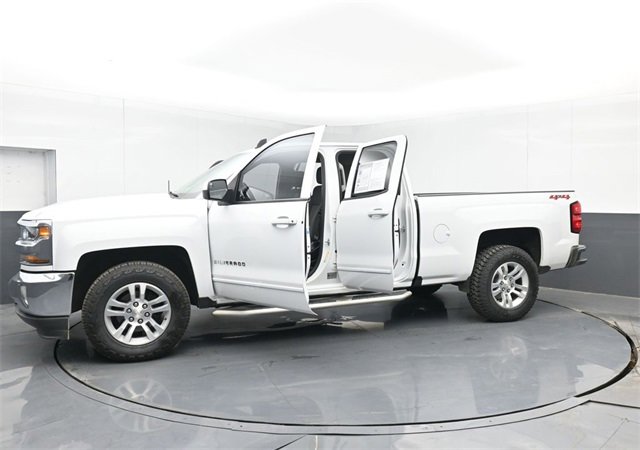 Used 2019 Chevrolet Silverado 1500 LT w/ All Star Edition image 49