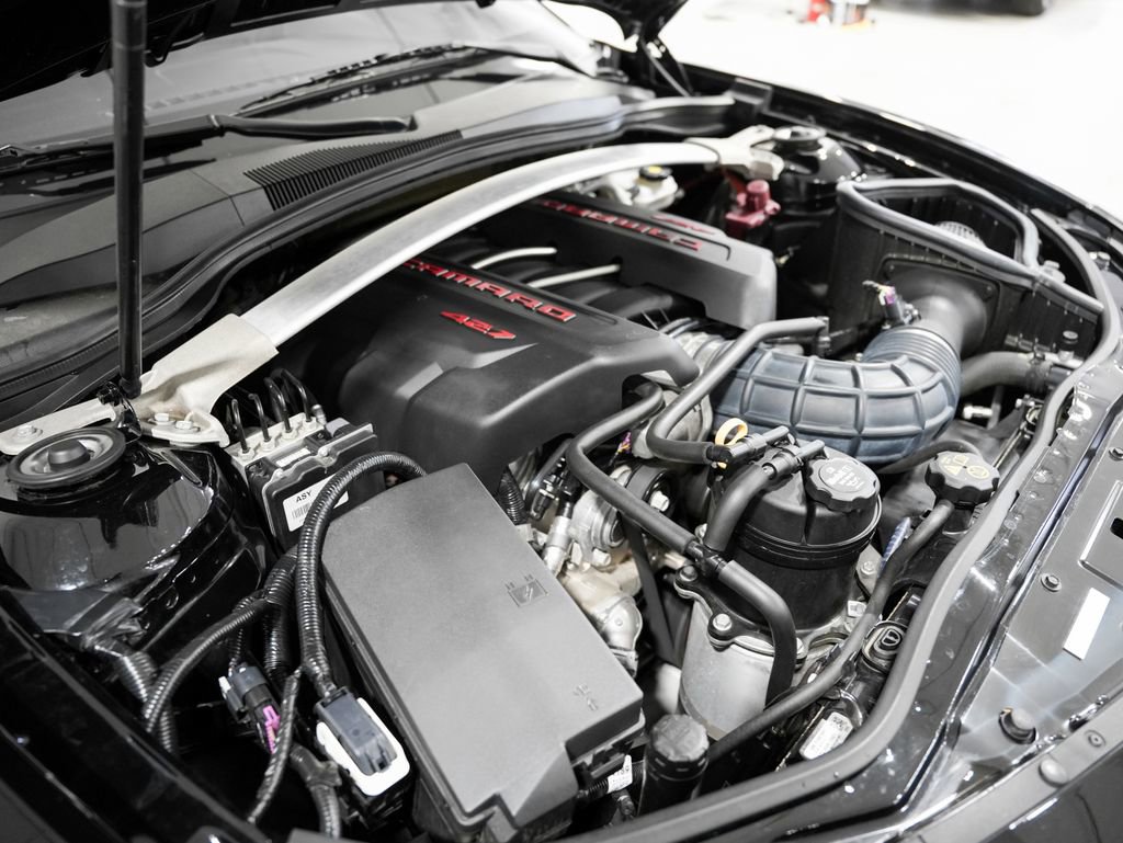 Used 2015 Chevrolet Camaro Z/28 RWD image 34