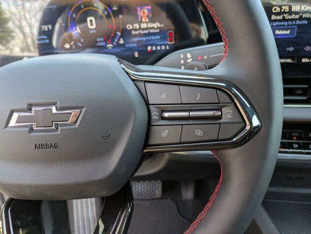 New 2026 Chevrolet Equinox RS w/ Convenience Package III AWD/4WD image 17