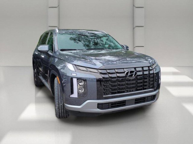 Used 2025 Hyundai Palisade SEL FWD image 3