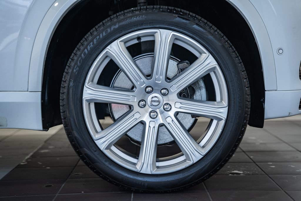 Used 2017 Volvo XC90 T8 Inscription w/ Luxury Package AWD/4WD image 19