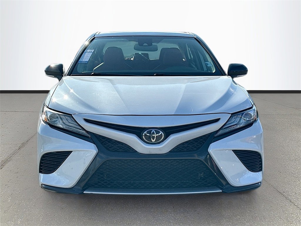 Used 2019 Toyota Camry XSE image 2