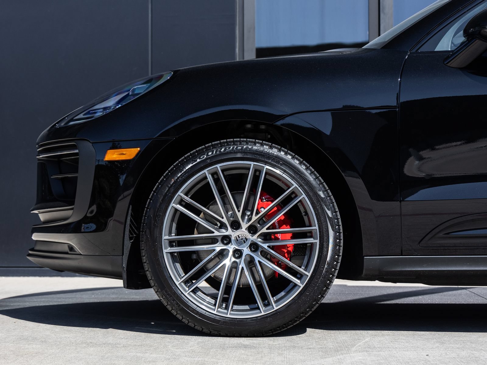 Certified 2026 Porsche Macan S AWD/4WD image 13