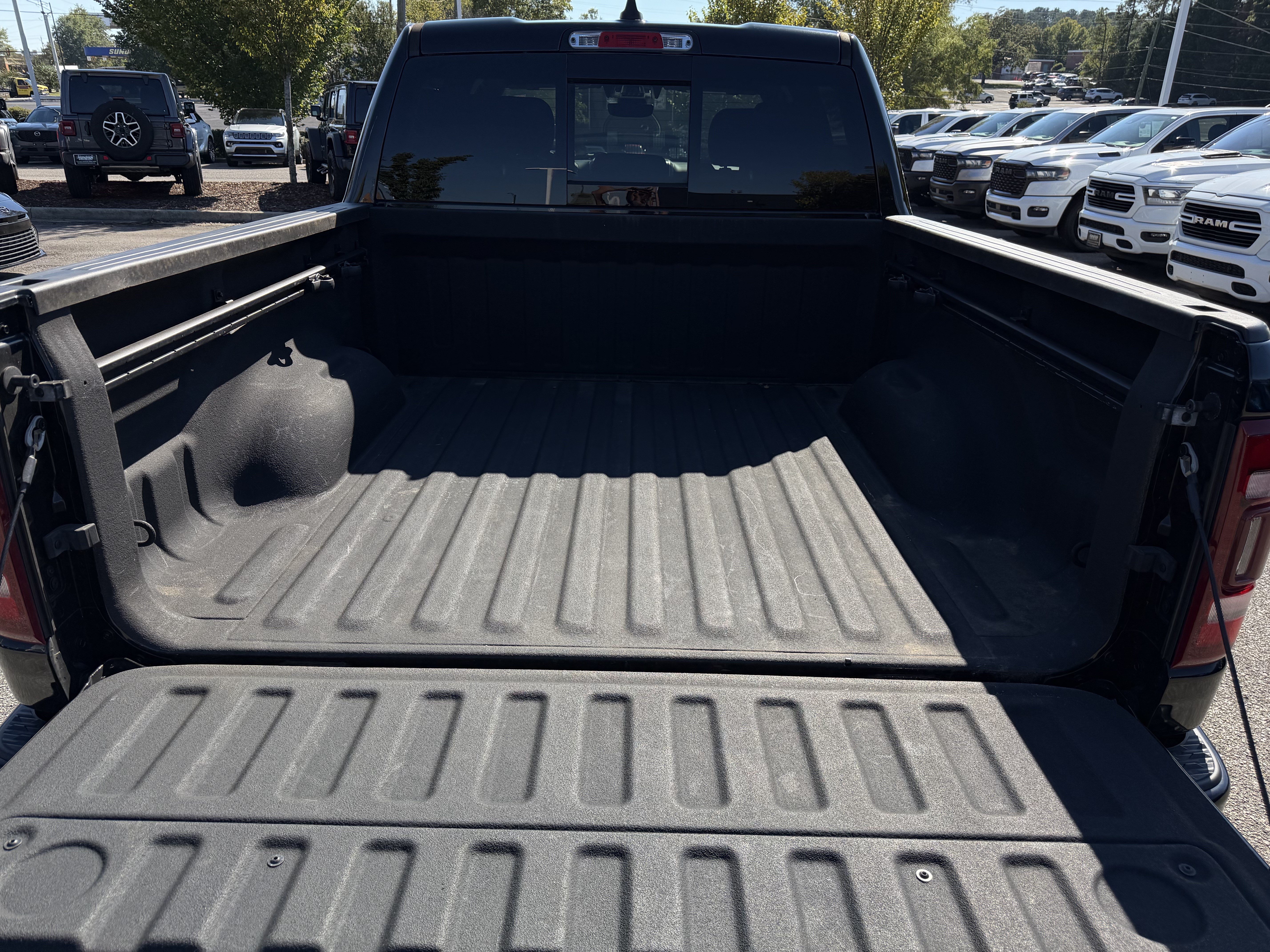 Used 2023 RAM 1500 Big Horn AWD/4WD image 34