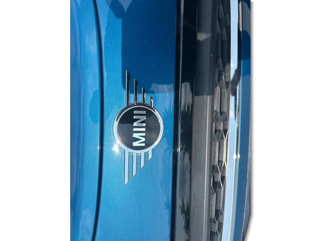 Used 2023 MINI Cooper S w/ Signature Upholstery Package FWD image 32