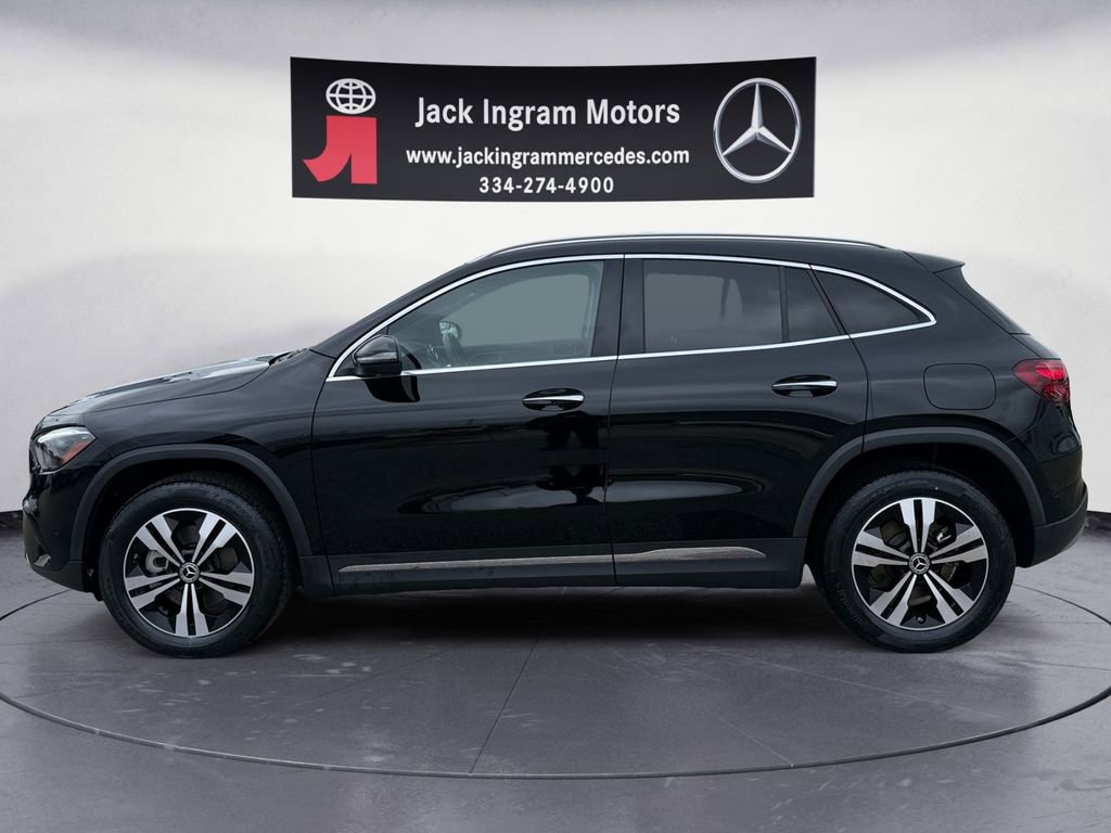 Certified 2024 Mercedes-Benz GLA 250 4MATIC image 2