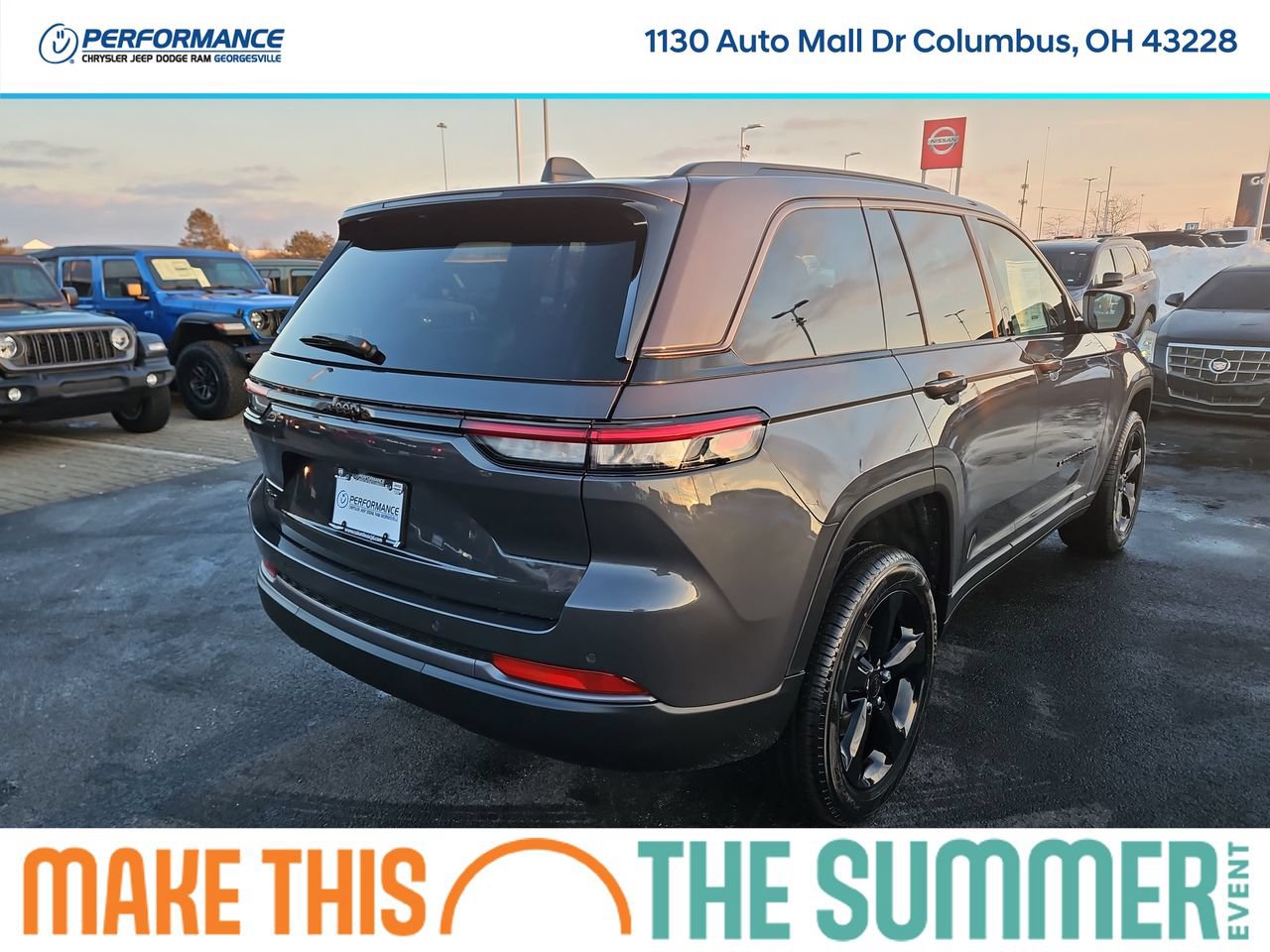 New 2026 Jeep Grand Cherokee Limited w/ Limited Altitude Package AWD/4WD image 7