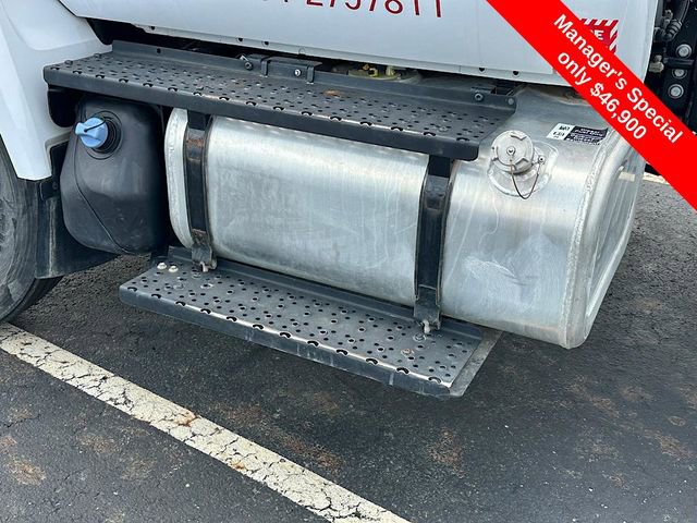 Used 2019 Ford F750 2WD Regular Cab Super Duty image 23