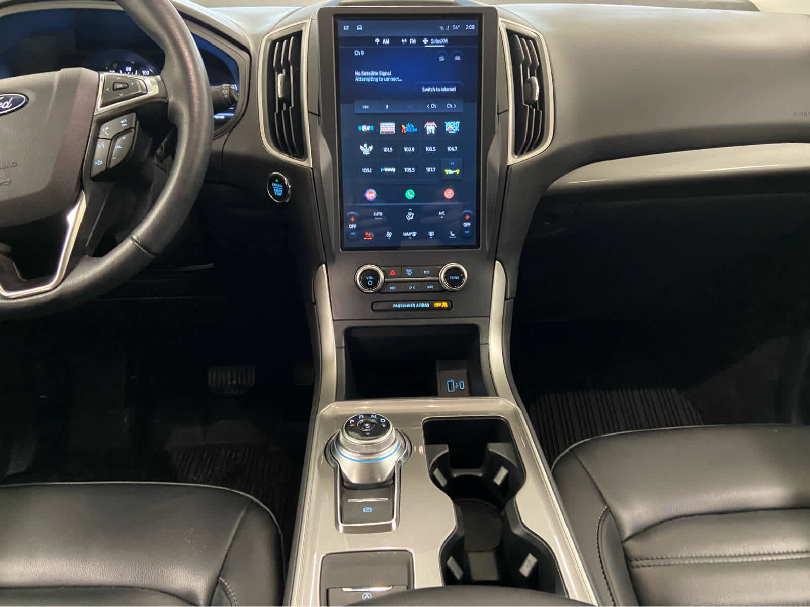 Used 2024 Ford Edge SEL w/ Convenience Package image 14