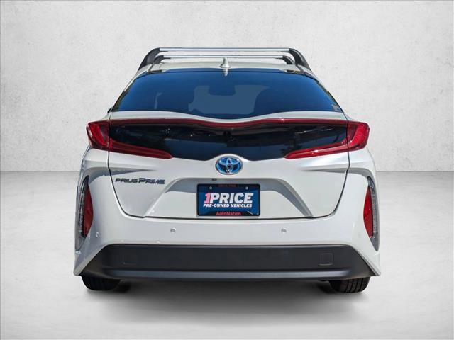 Used 2018 Toyota Prius Prime Advanced image 7