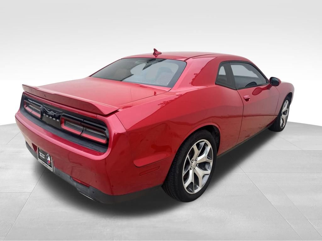 Used 2016 Dodge Challenger SXT Plus RWD image 5