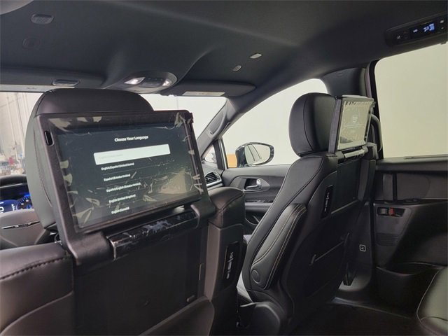 New 2026 Chrysler Pacifica Select image 16