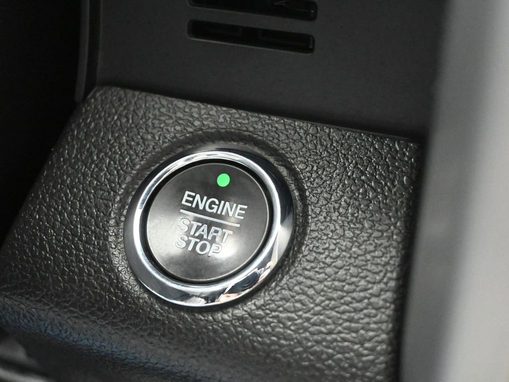 Used 2019 Ford F150 Platinum w/ Equipment Group 701A Luxury image 25