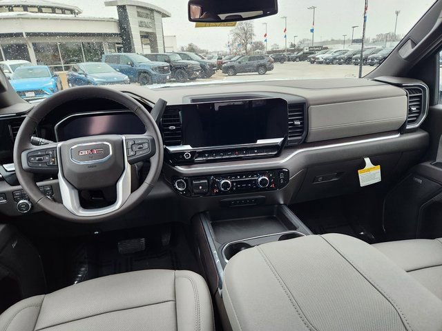 New 2026 GMC Sierra 3500 SLT w/ SLT Convenience Package image 9