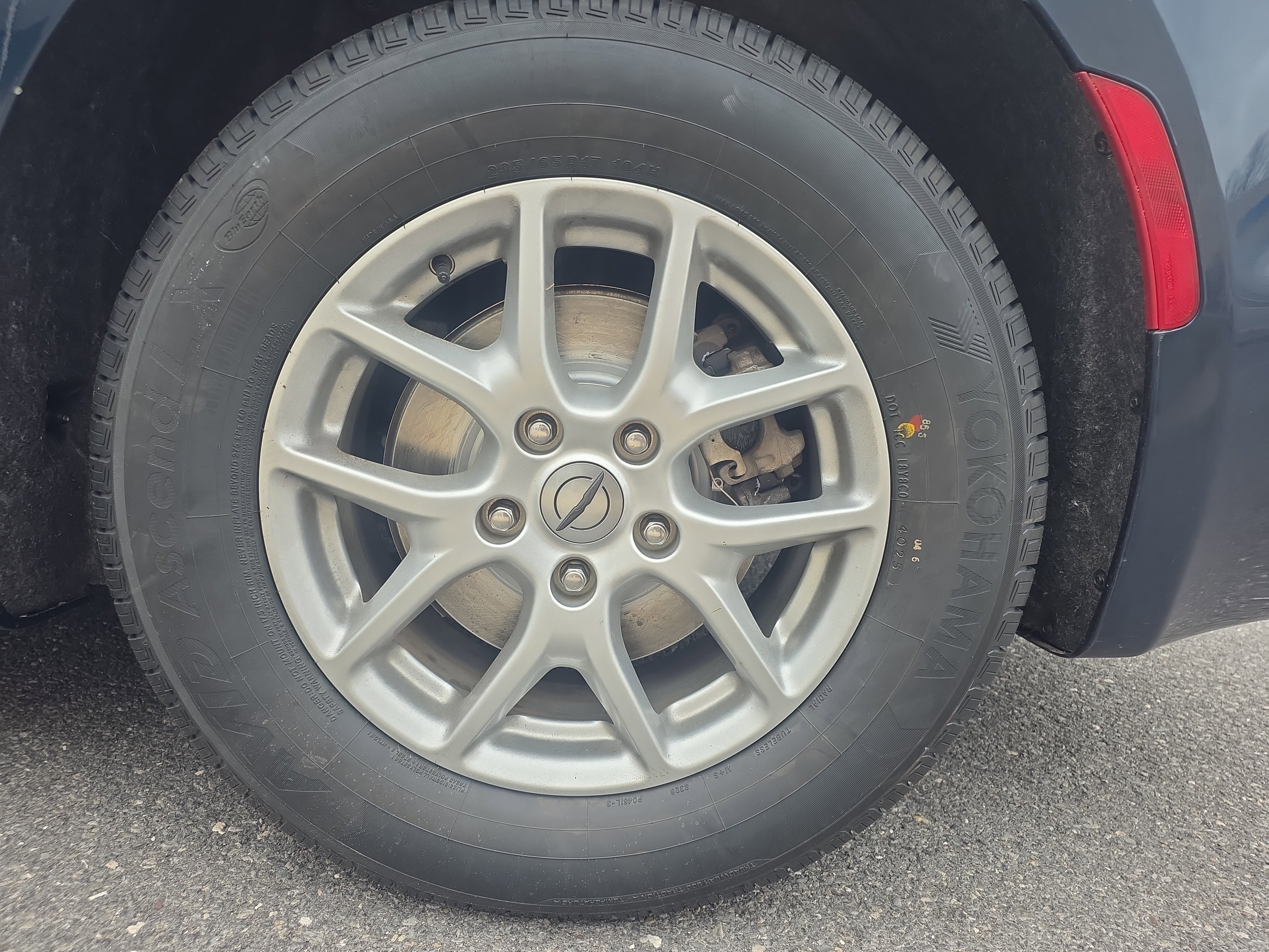 Used 2022 Chrysler Pacifica Touring-L image 9