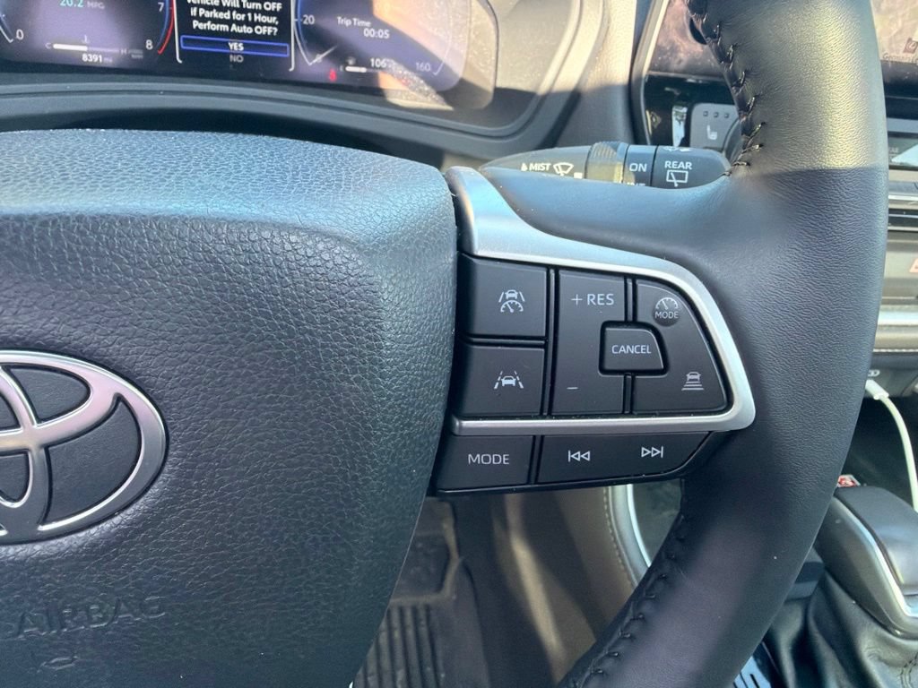 Used 2026 Toyota Grand Highlander AWD image 19