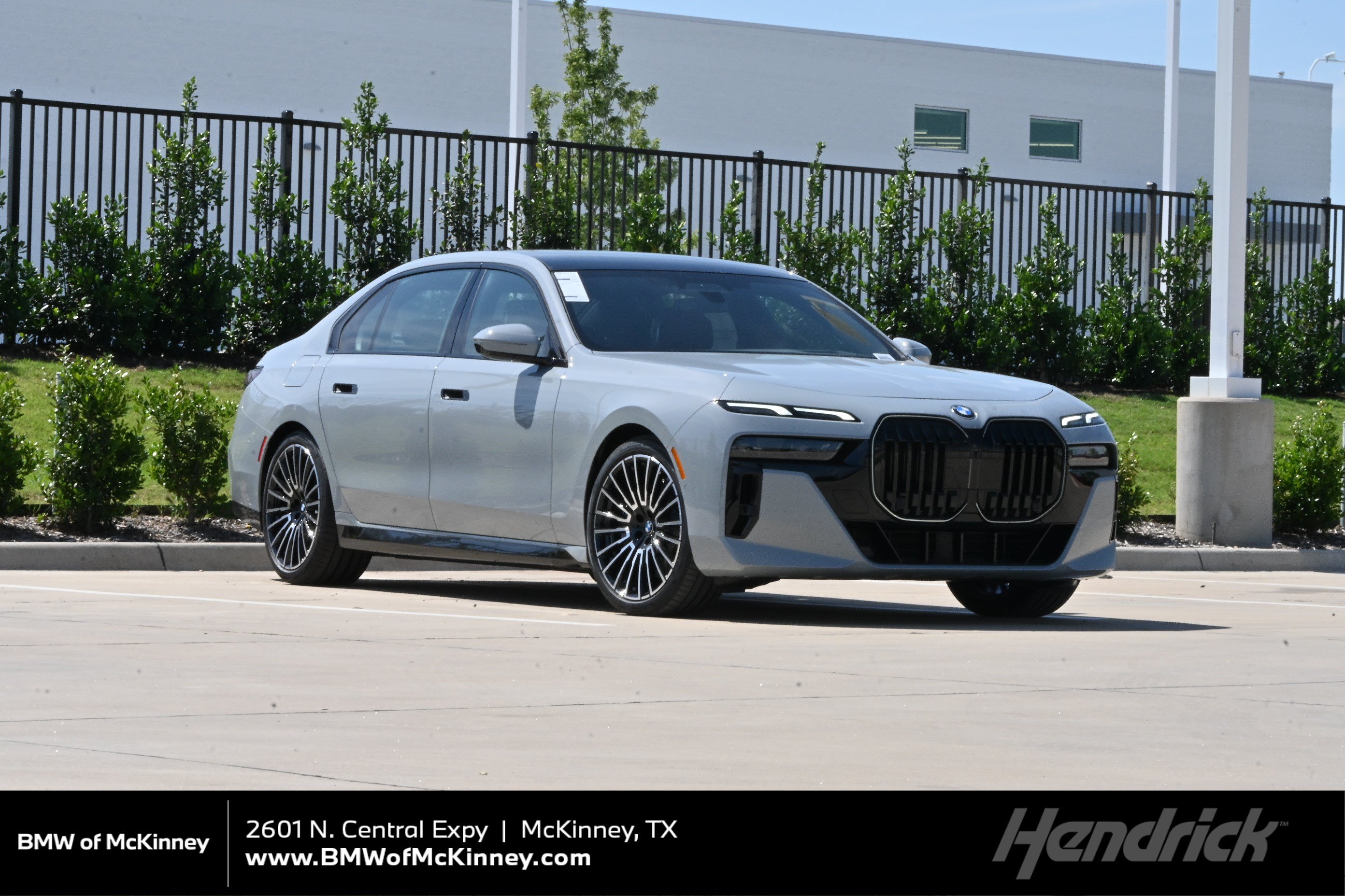 New 2026 BMW 740i xDrive AWD/4WD image 1