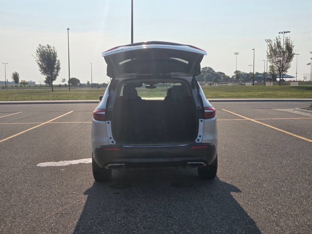 Used 2020 Buick Enclave Essence AWD/4WD image 53