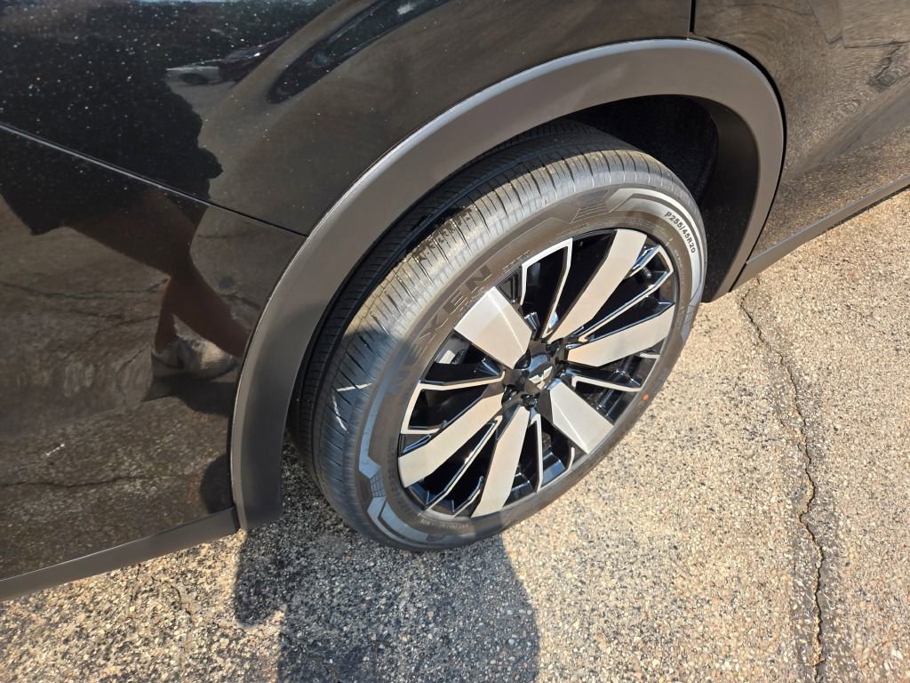 New 2025 Mitsubishi Outlander SE image 9