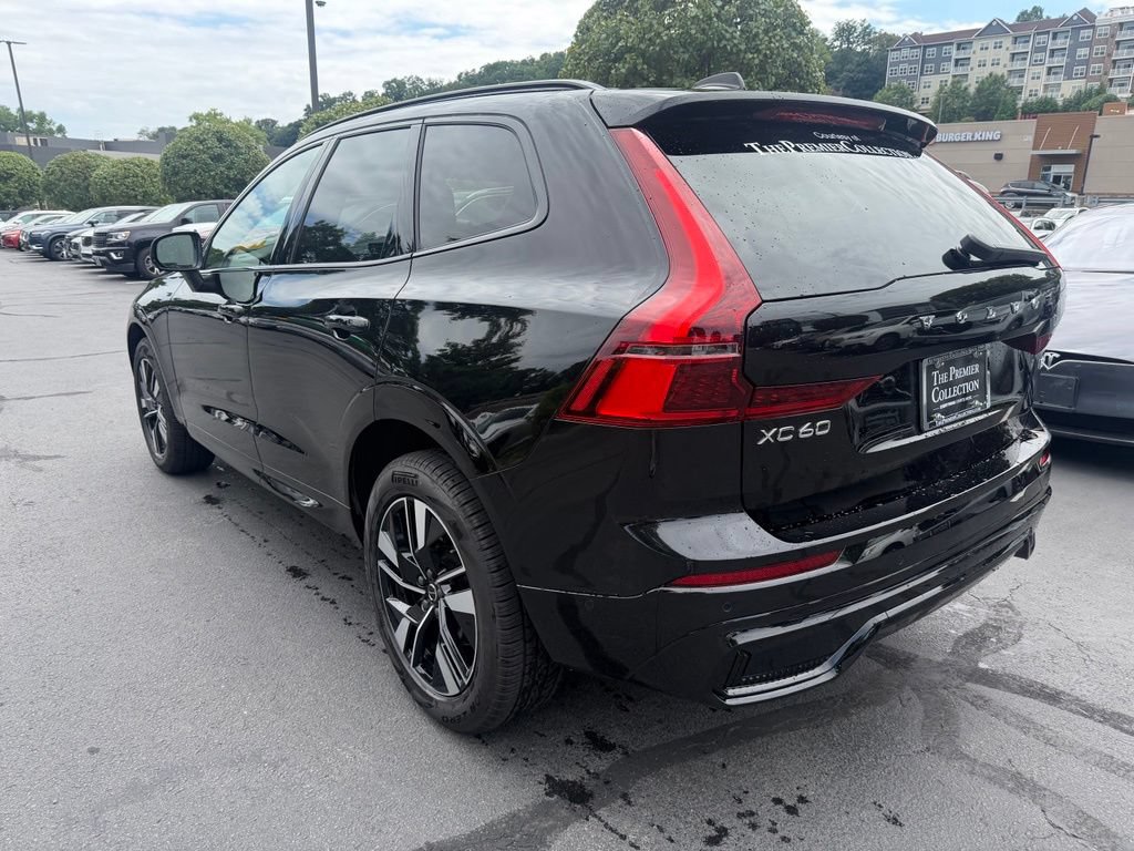 Used 2026 Volvo XC60 B5 Plus w/ Climate Package AWD/4WD image 2