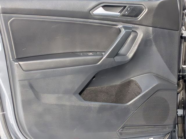 Used 2021 Volkswagen Tiguan SEL image 13
