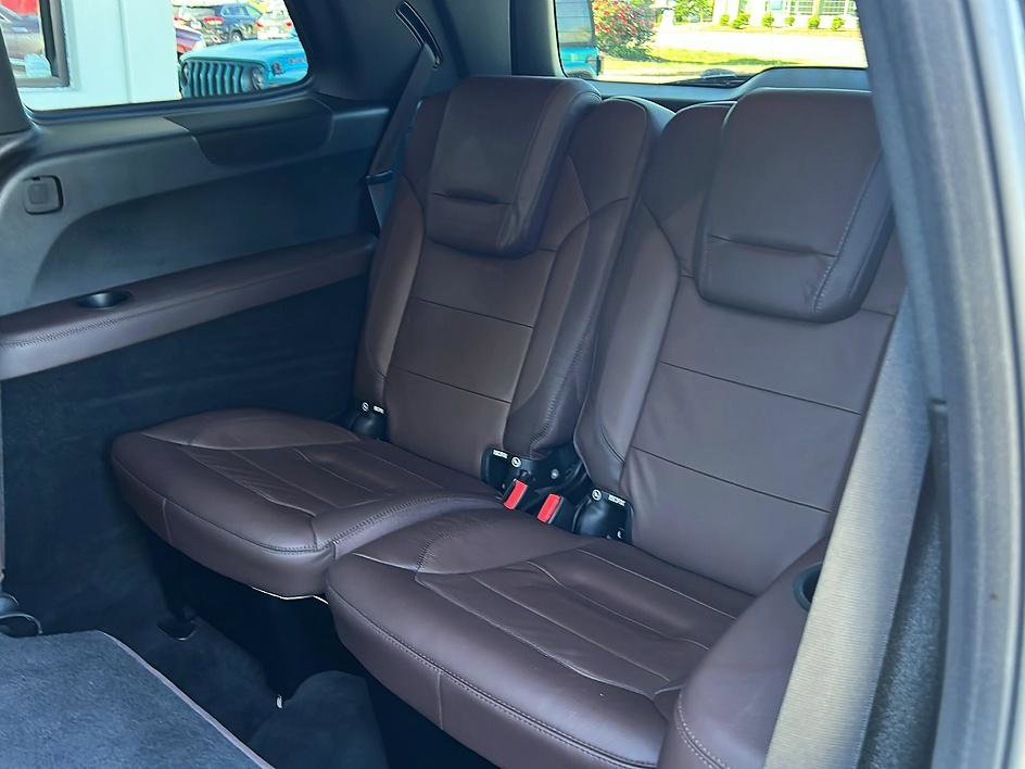 Used 2014 Mercedes-Benz GL 450 4MATIC w/ Appearance Package image 18