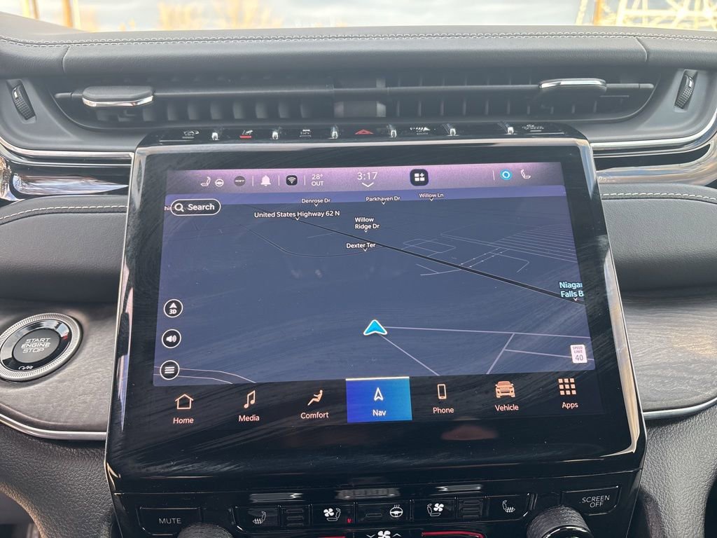 Certified 2023 Jeep Grand Cherokee Overland w/ Luxury Tech Group IV image 7