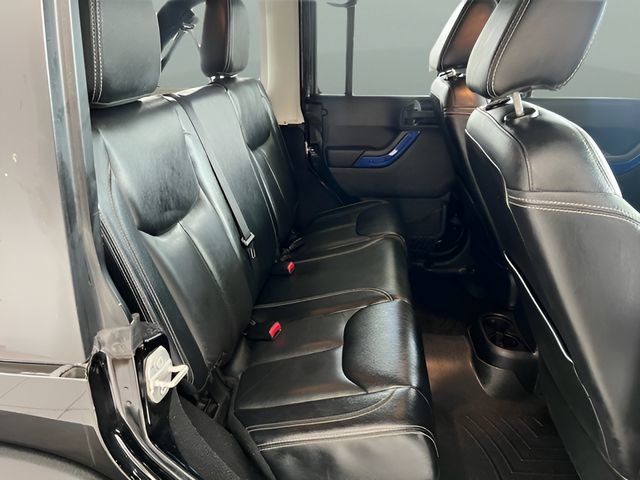 Used 2016 Jeep Wrangler Unlimited Rubicon w/ Dual Top Group image 21