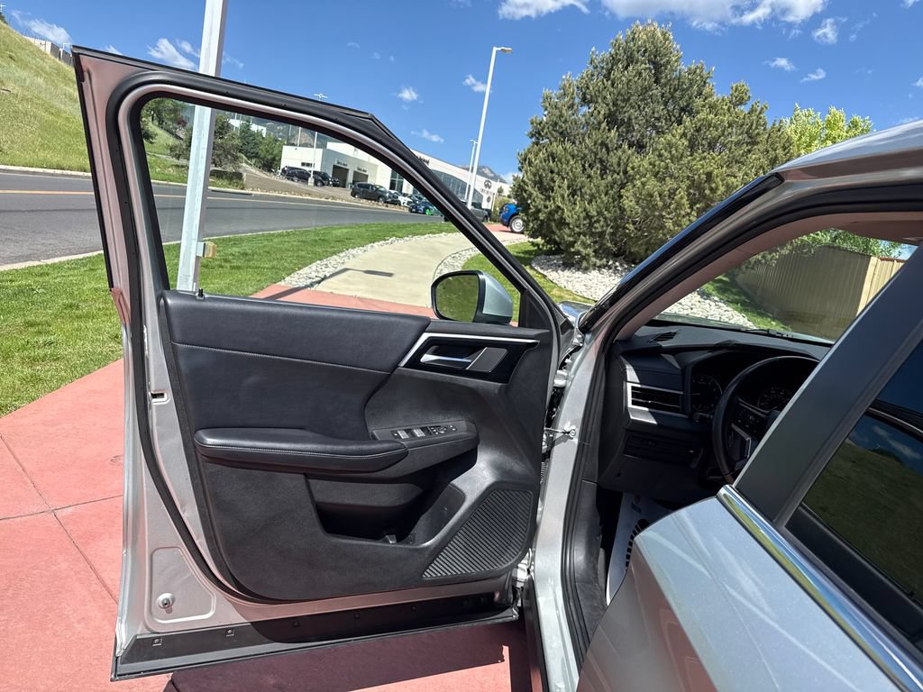 Used 2024 Mitsubishi Outlander SE AWD/4WD image 10