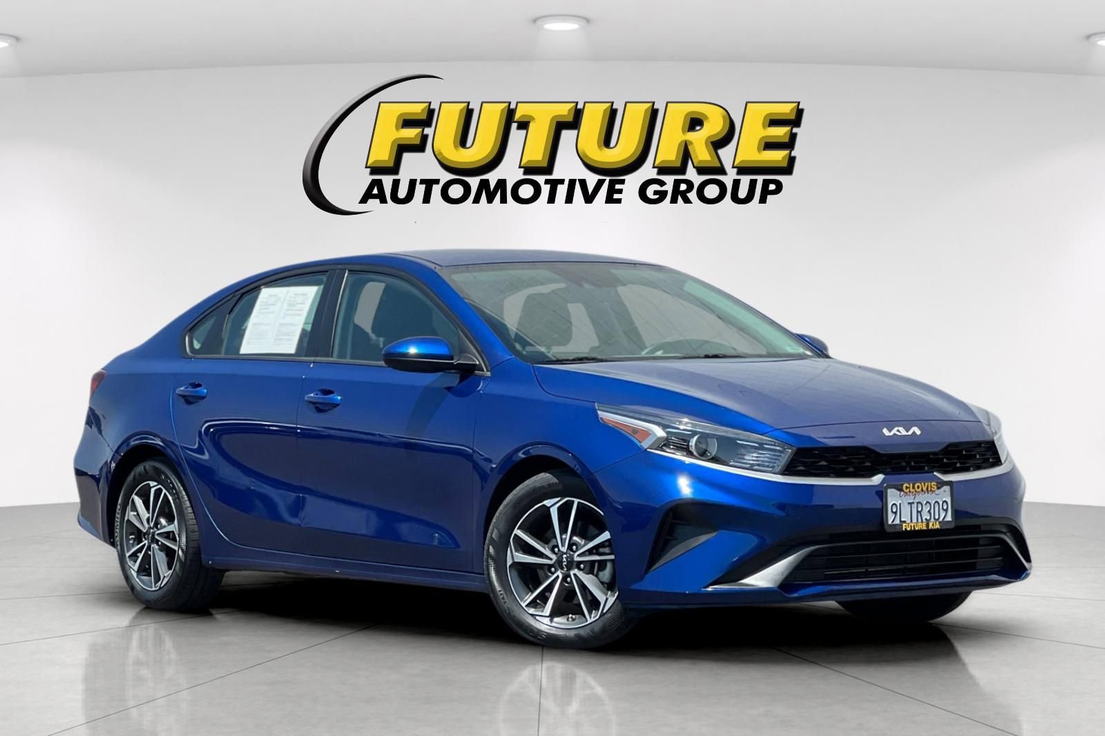 Used 2024 Kia Forte LXS FWD image 2
