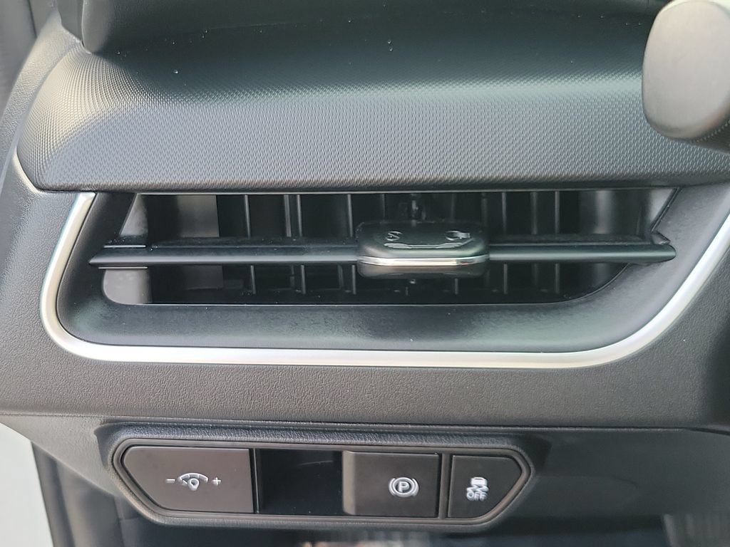 Used 2025 Kia K4 FWD image 30