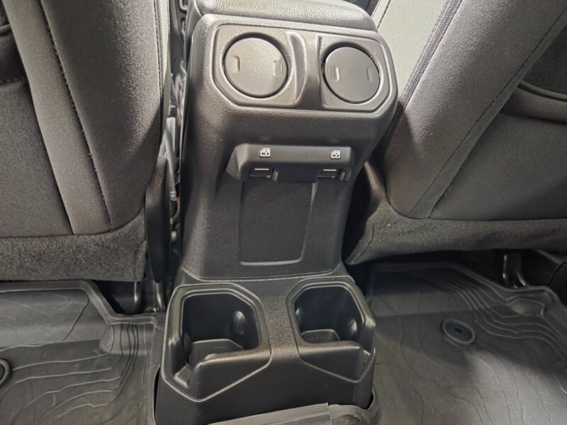Used 2022 Jeep Wrangler Unlimited Sport AWD/4WD image 43