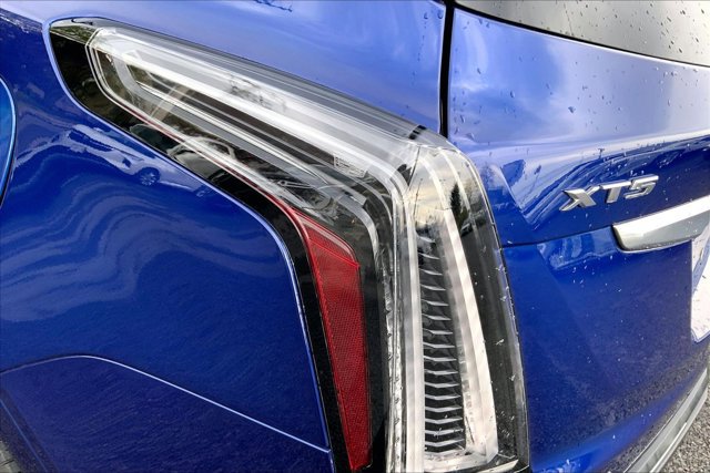 Used 2023 Cadillac XT5 Sportv w/ Technology Package AWD/4WD image 28