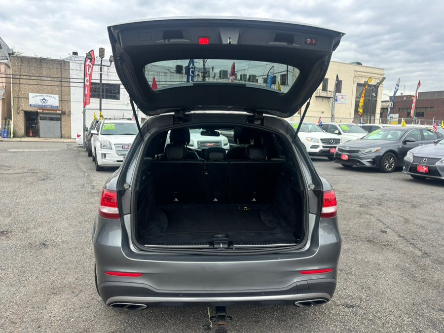 Used 2017 Mercedes-Benz GLC 43 AMG 4MATIC image 10
