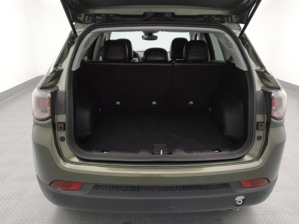 Used 2021 Jeep Compass Limited image 29