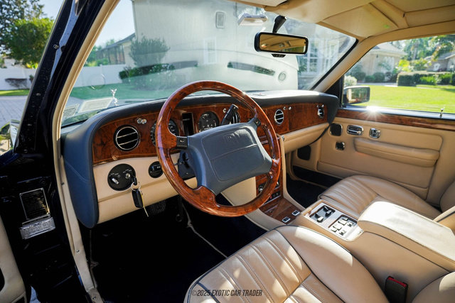 Used 1996 Rolls-Royce Silver Dawn image 36